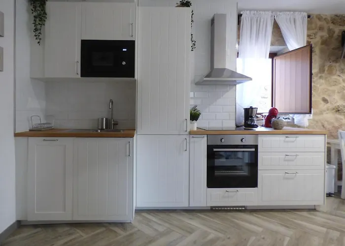 Casa Veiga 1 * بونتيفيذرا